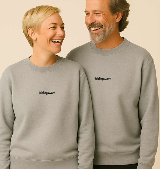 Personalisiertes Premium Sweatshirt aus Bio-Baumwolle (Unisex) | Text