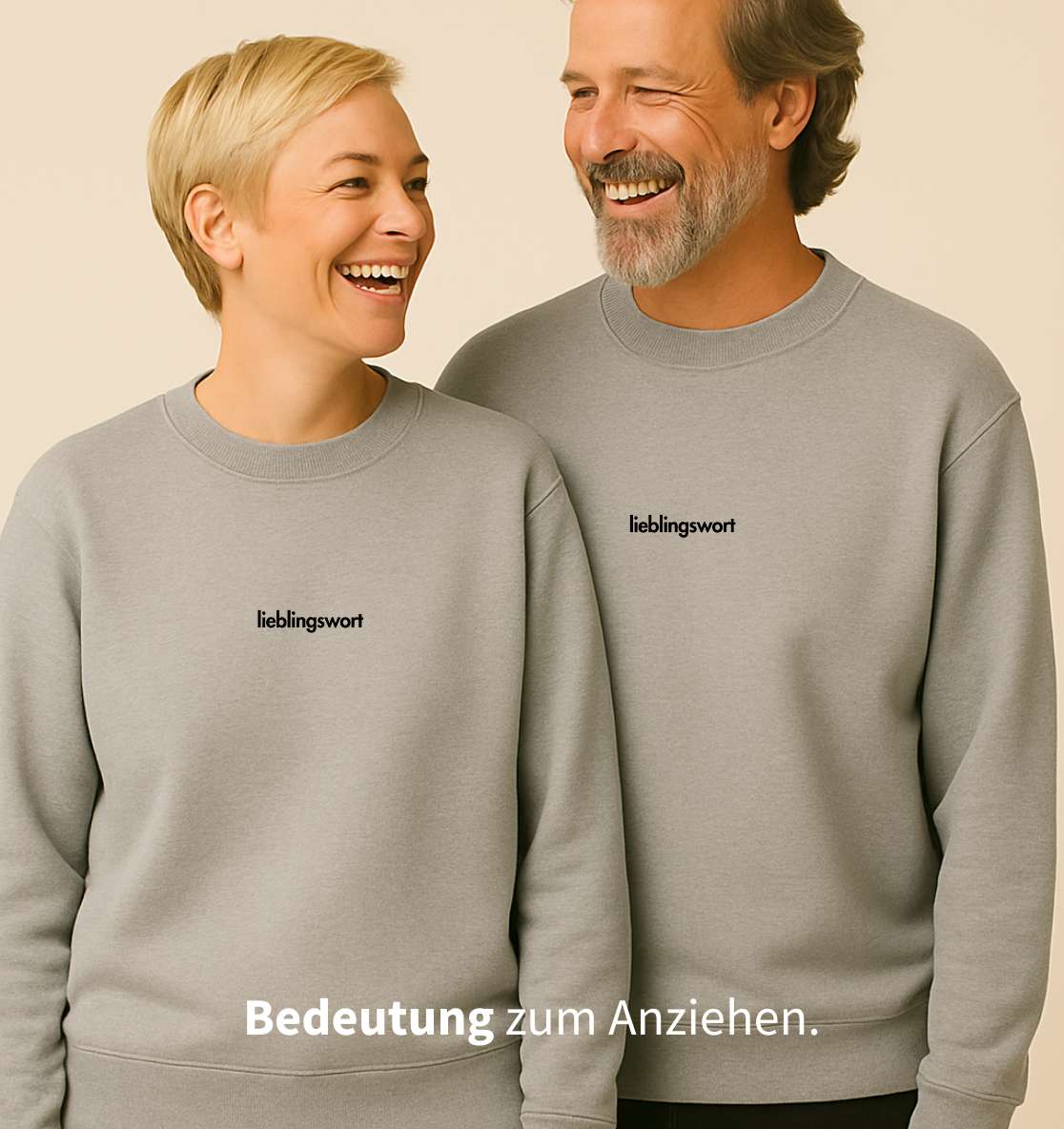 Personalisiertes Premium Sweatshirt aus Bio-Baumwolle (Unisex) | Text