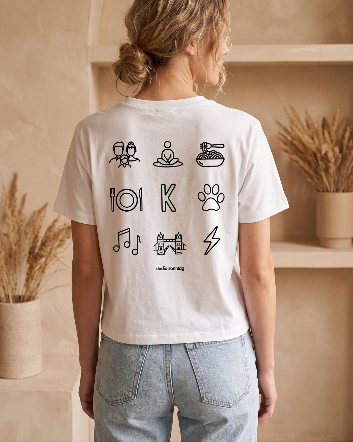 T-shirts pour femmes · Choisissez parmi 9 motifs