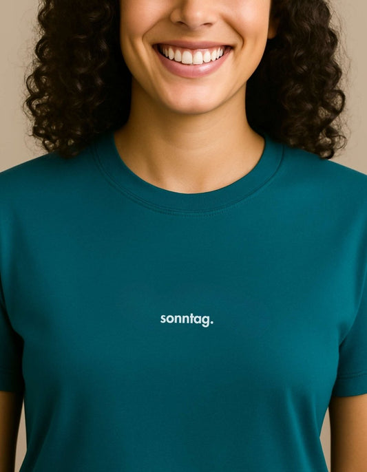 Personalisiertes Premium T-Shirt aus Bio - Baumwolle - Frauen - Studio Sonntag