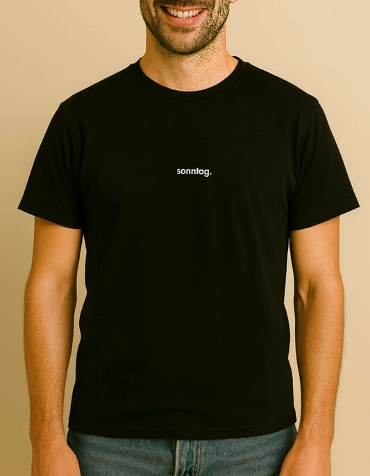 Personalisiertes Premium T-Shirt aus Bio - Baumwolle – Unisex - Studio Sonntag